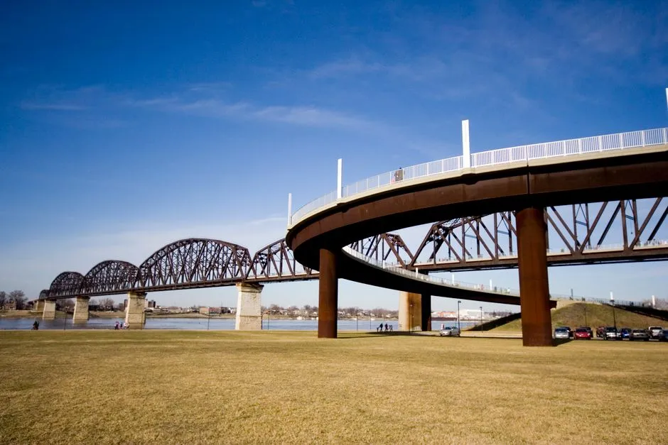 Walk the Big Four Bridge from Louisville
